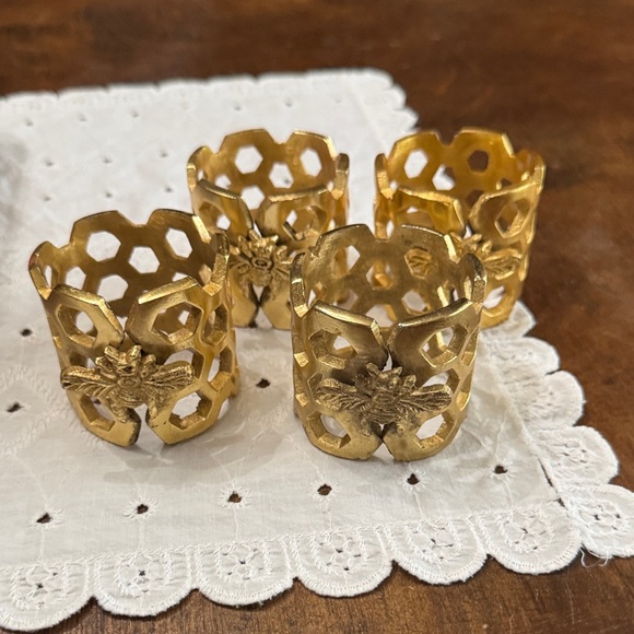 Gold Honeycomb Bee Napkin Rings set of 4 - Picture 9 of 11